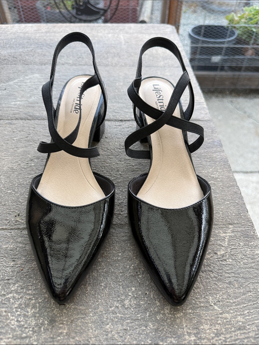 Life Stride Black Patent Pointed Toe Crisscross Slingback Heels